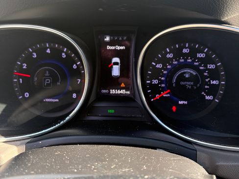 Used 2013 Hyundai Santa Fe Sport w/ Technology Pkg FWD image 1