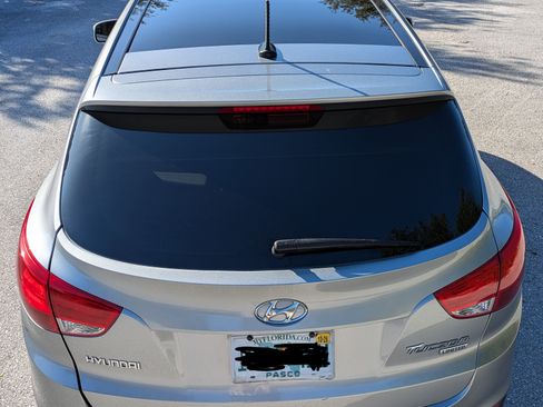 Used 2011 Hyundai Tucson Limited w/ Premium Pkg 3 image 10