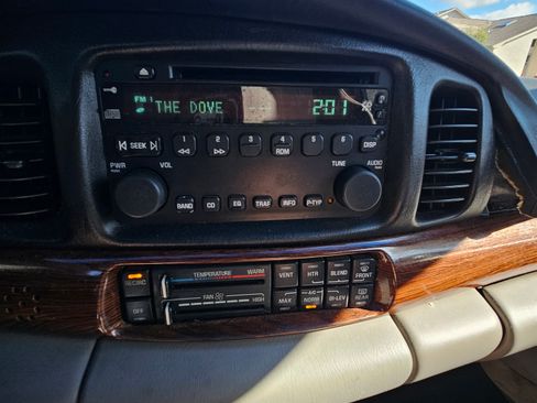 Used 2004 Buick Le Sabre Custom image 13