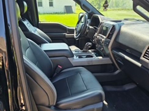 Used 2017 Ford F150 Raptor w/ Equipment Group 802A Luxury AWD/4WD image 10