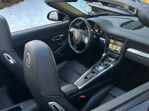 Used 2014 Porsche 911 Carrera image 6