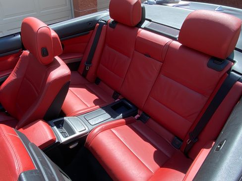 Used 2011 BMW 328i Convertible RWD image 14