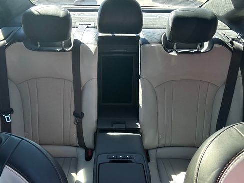 Used 2018 Genesis G80 3.3T Sport RWD image 9