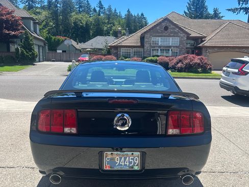 Used 2005 Ford Mustang GT Premium RWD image 8
