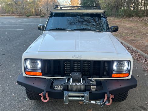 Used 1999 Jeep Cherokee SE image 12