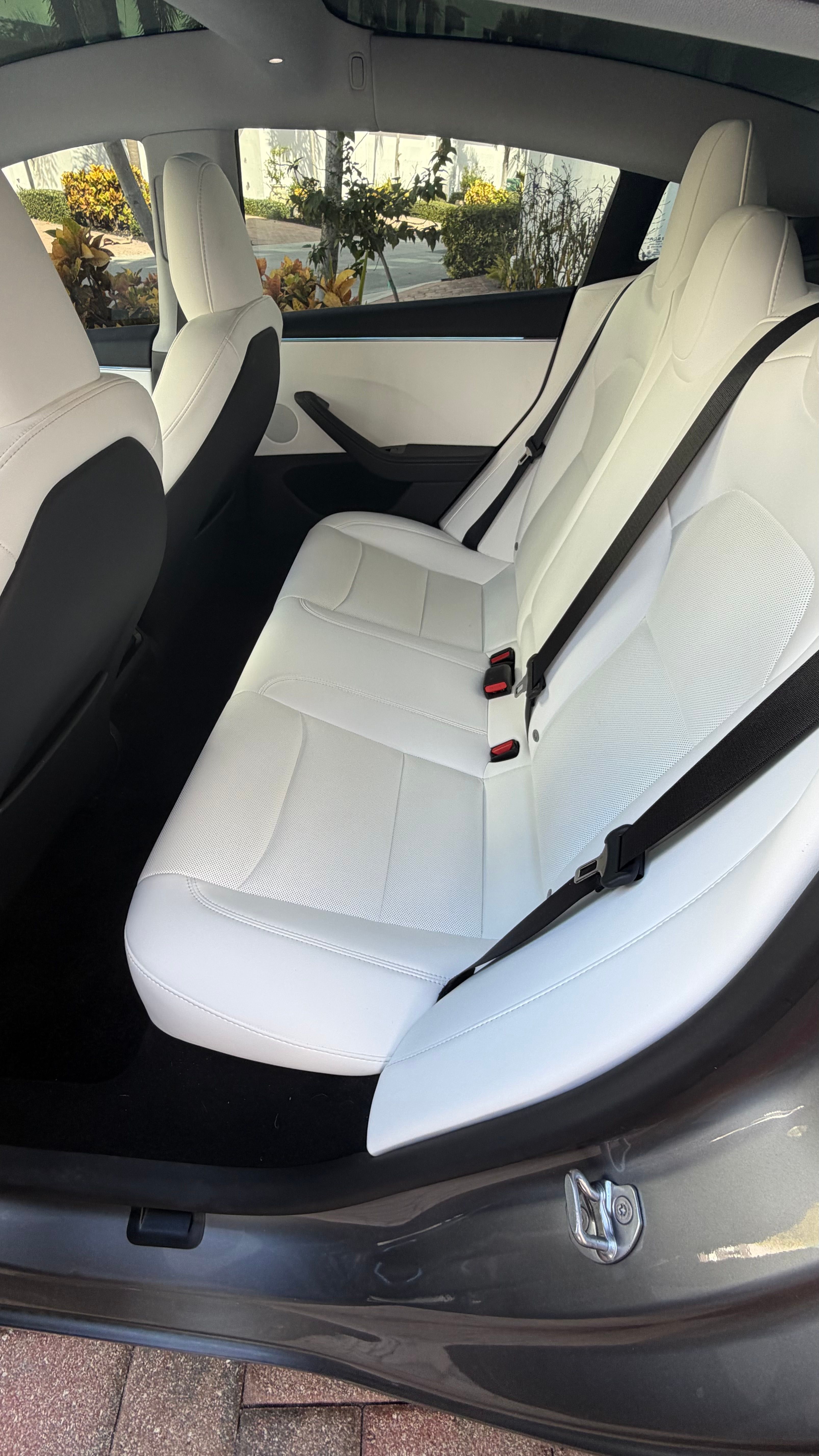 Used 2025 Tesla Model 3 Long Range RWD image 12