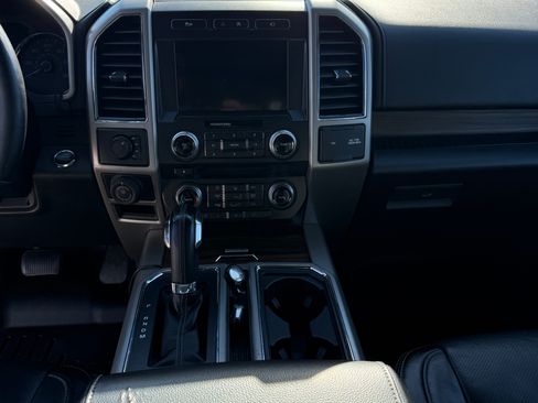 Used 2017 Ford F150 Lariat w/ Equipment Group 502A Luxury AWD/4WD image 23