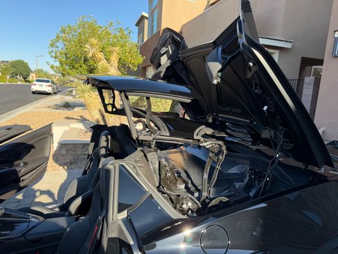 Used 2023 Chevrolet Corvette Z06 w/ Stealth Interior Trim Package RWD image 36