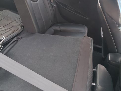 Used 2013 Hyundai Veloster Turbo image 17