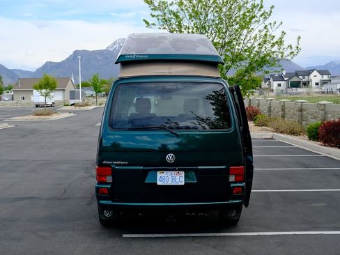 Used 2003 Volkswagen Eurovan MV FWD image 13