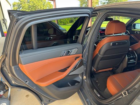 Used 2026 BMW X6 M60i AWD/4WD image 27