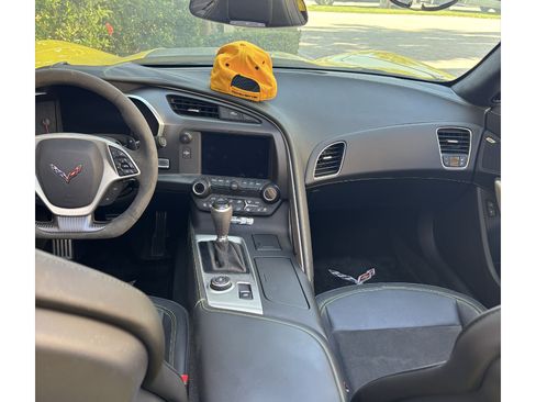 Used 2018 Chevrolet Corvette Grand Sport image 9