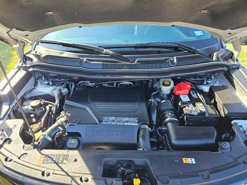 Used 2014 Ford Explorer Sport w/ Equipment Group 401A image 12