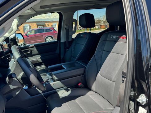 Used 2022 Toyota Tundra TRD Pro image 11