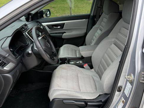 Used 2019 Honda CR-V LX image 12