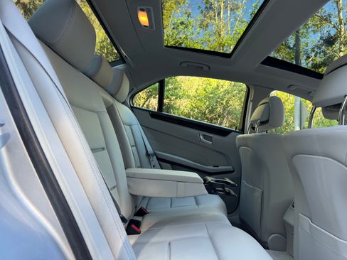 Used 2014 Mercedes-Benz E 350 Sedan image 17