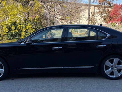 Used 2012 Lexus LS 460 L image 1