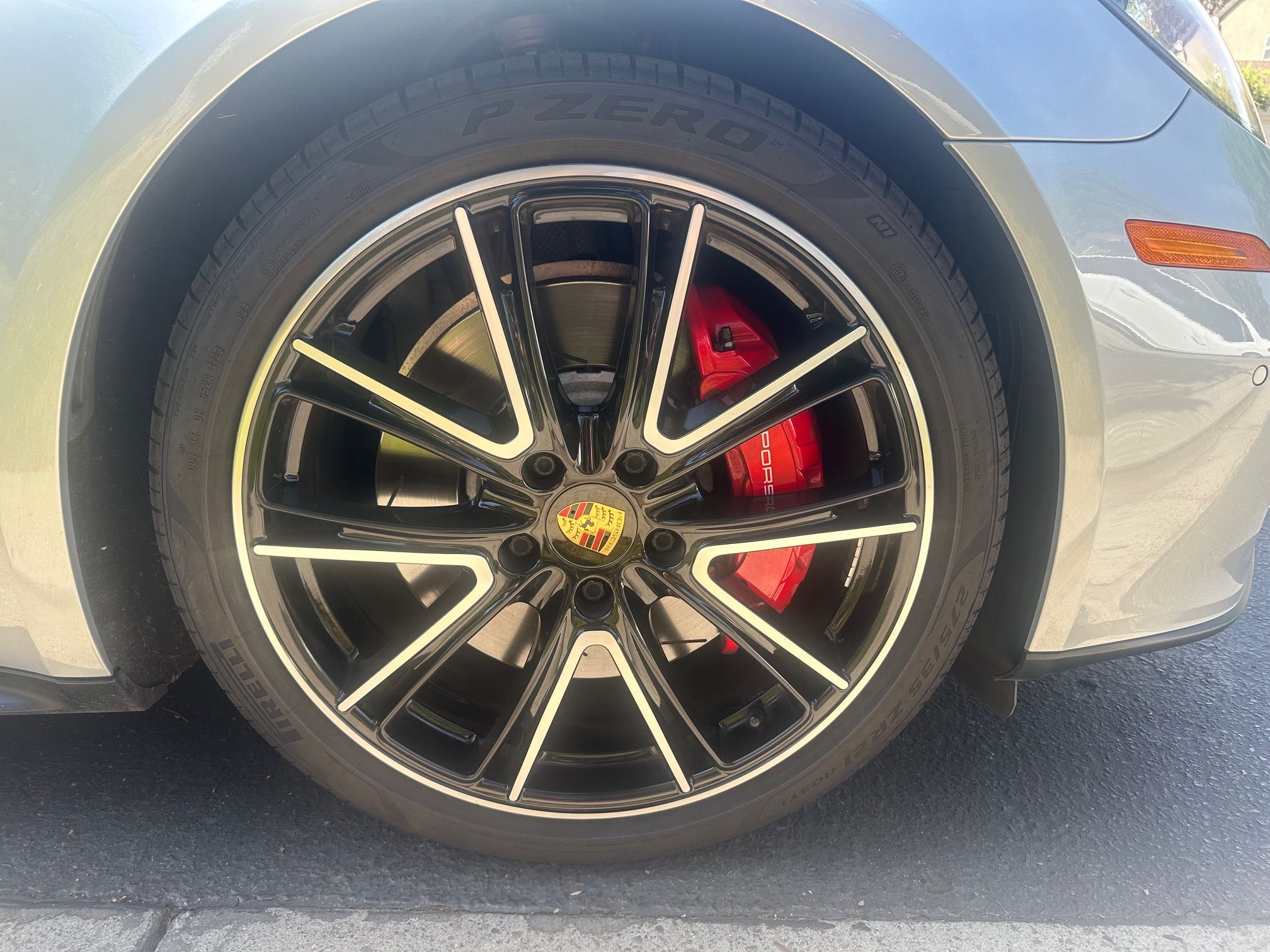 Used 2019 Porsche Panamera GTS AWD/4WD image 12