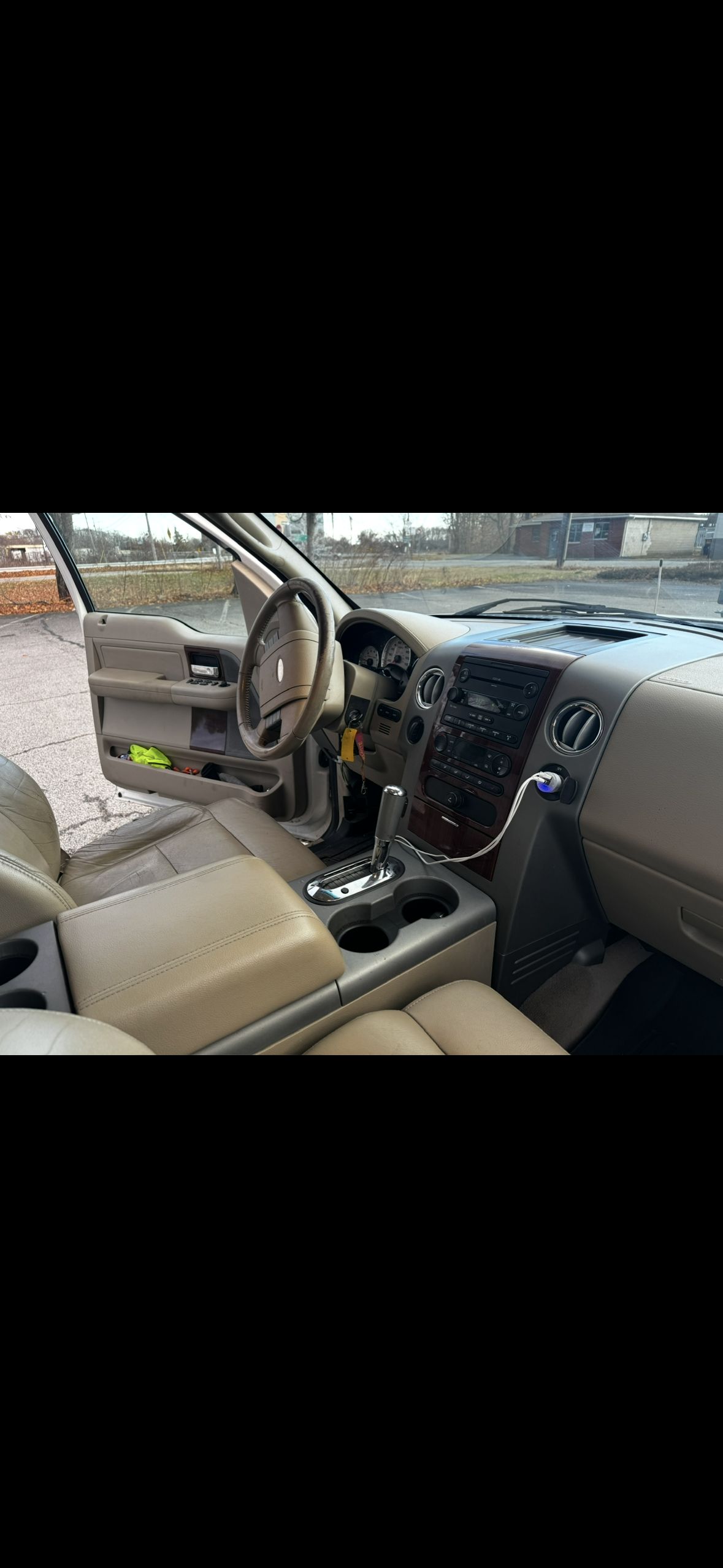 Used 2007 Ford F150 Lariat AWD/4WD image 6