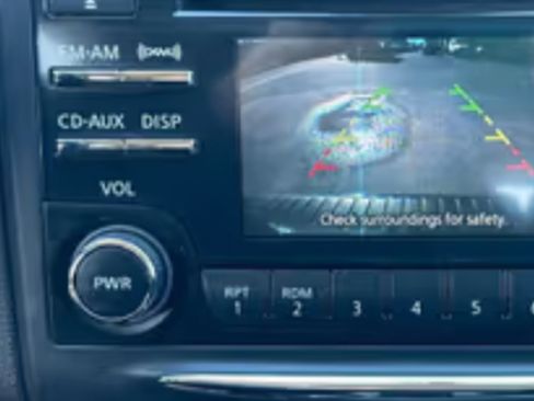 Used 2014 Nissan Rogue S w/ Convenience Package image 14