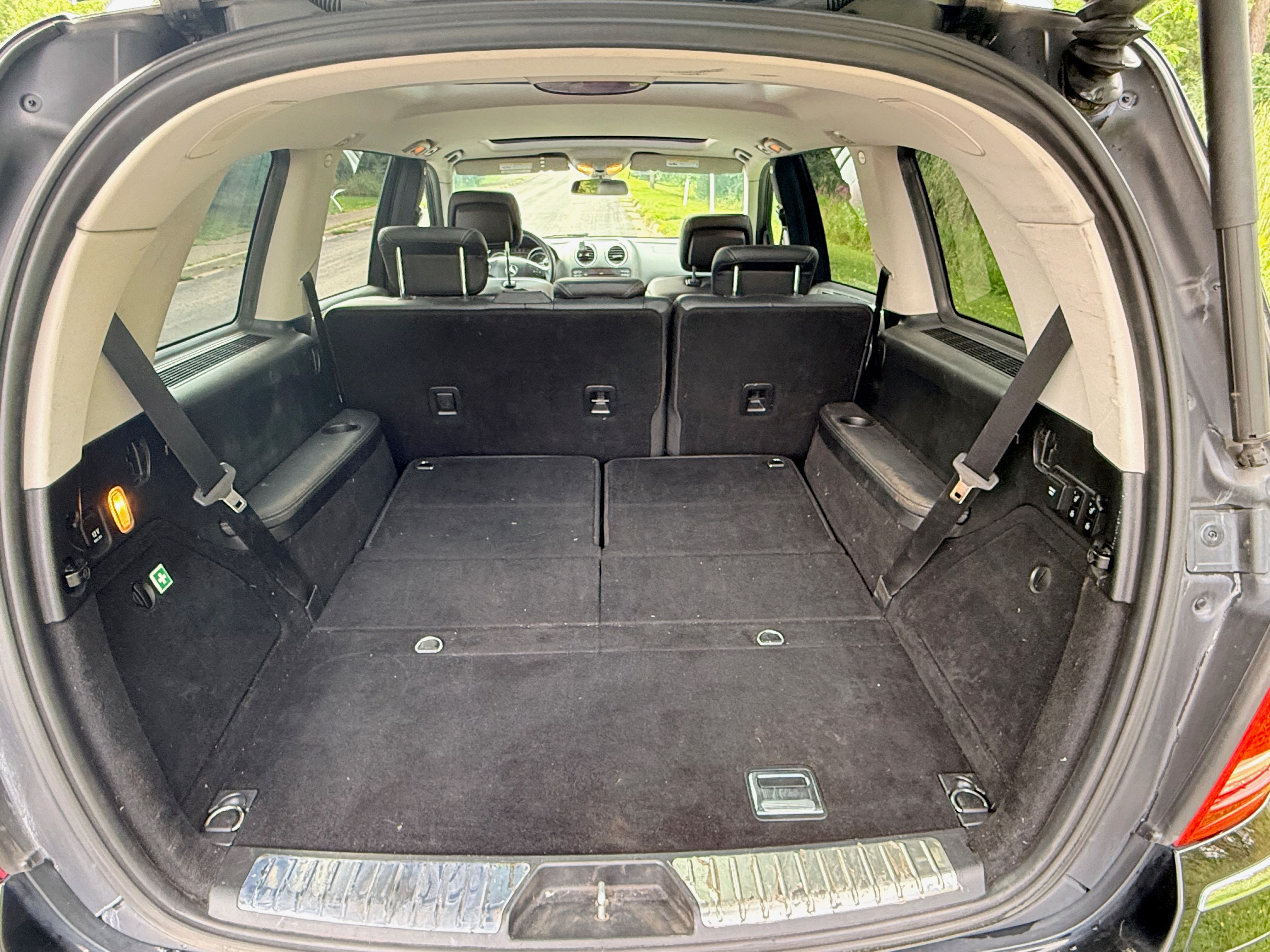 Used 2010 Mercedes-Benz GL 450 4MATIC image 18