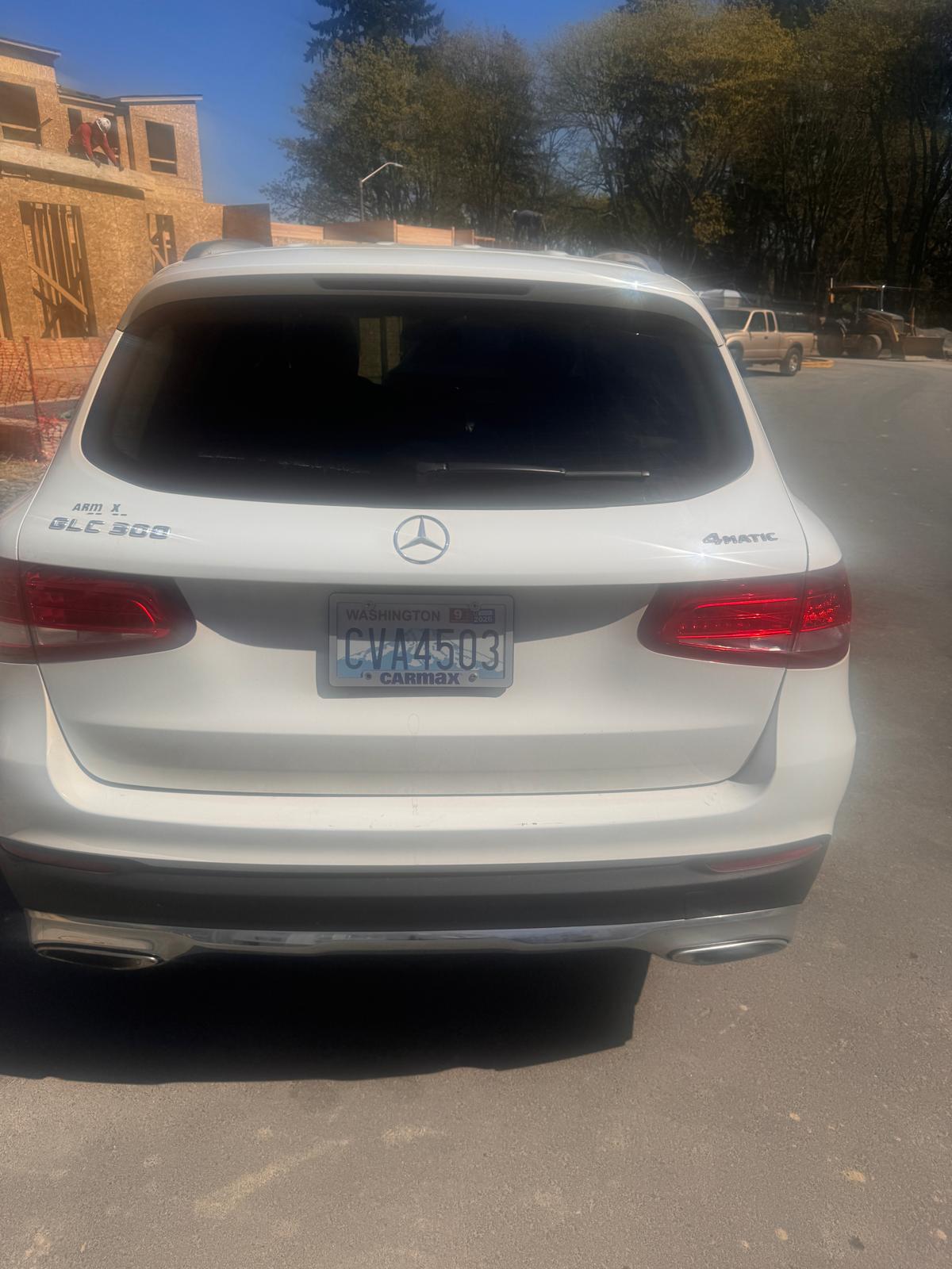 Used 2019 Mercedes-Benz GLC 300 4MATIC image 4