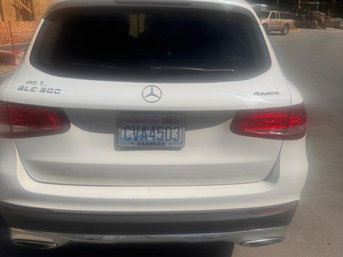 Used 2019 Mercedes-Benz GLC 300 4MATIC image 4