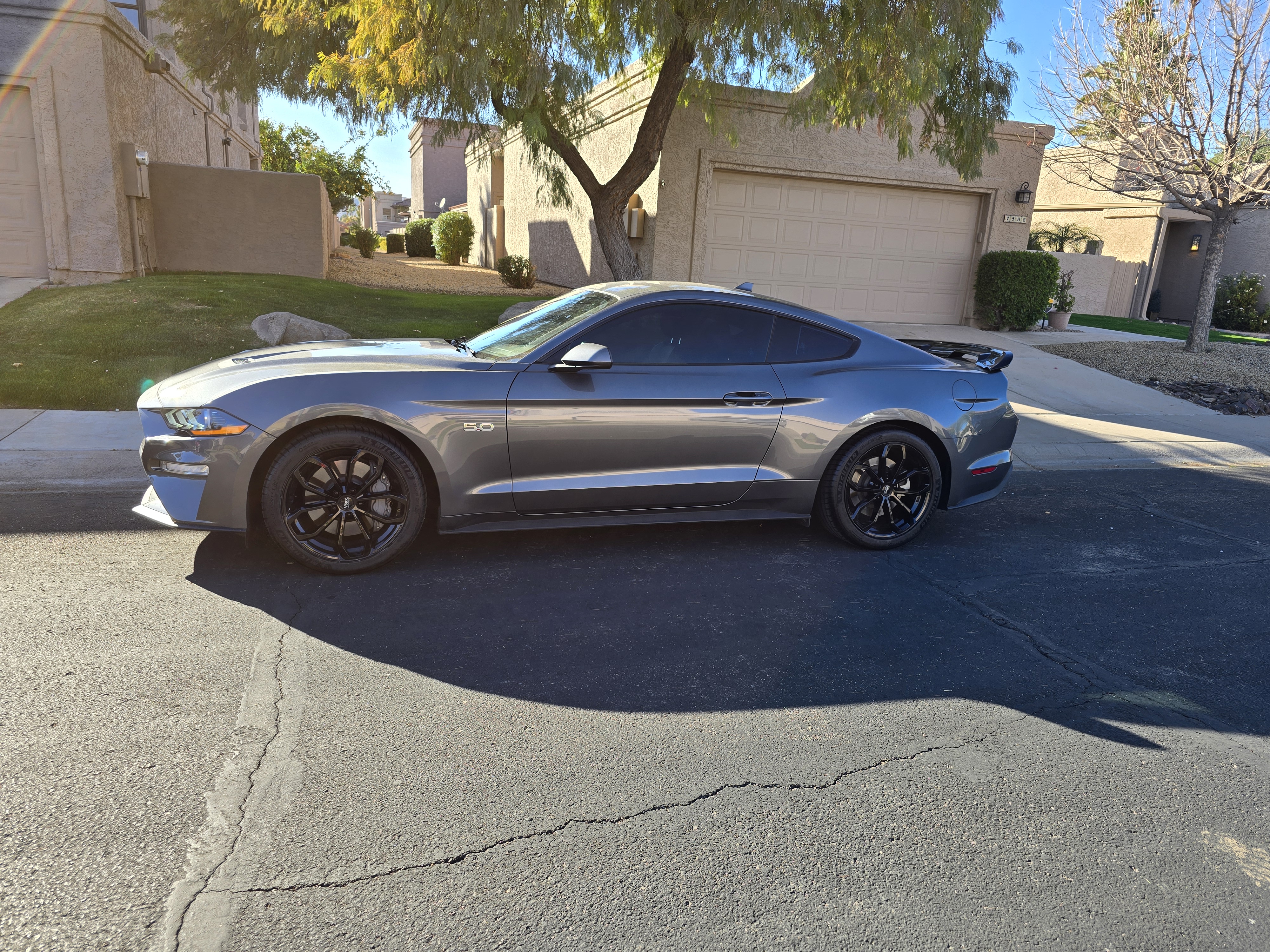Used 2023 Ford Mustang GT Premium w/ Ford Safe & Smart Package RWD image 1