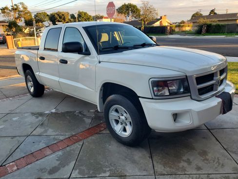 Used 2009 Dodge Dakota Big Horn w/ Extra Security Group image 4
