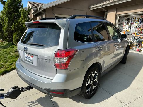Used 2015 Subaru Forester 2.0XT Premium image 11