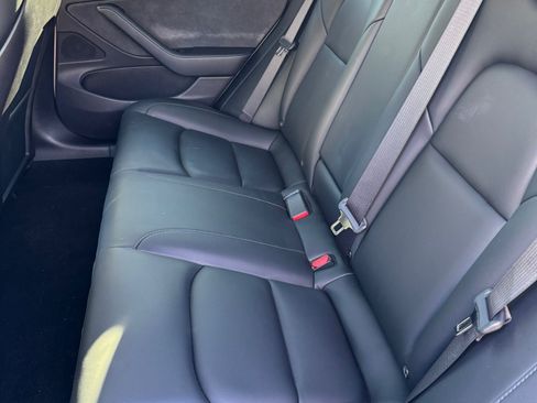 Used 2020 Tesla Model 3 Long Range image 12