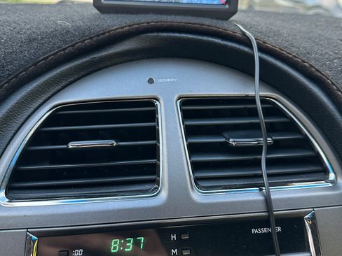 Used 2010 Lexus ES 350 image 21