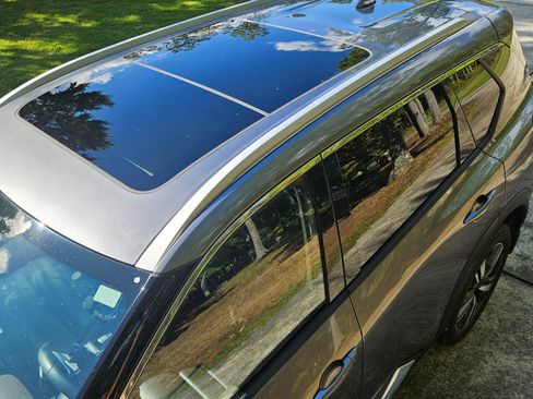 Used 2023 Nissan Rogue SL image 16