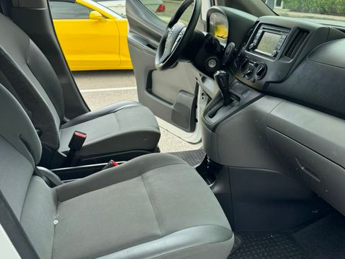 Used 2019 Nissan NV200 SV w/ Navigation Package FWD image 13