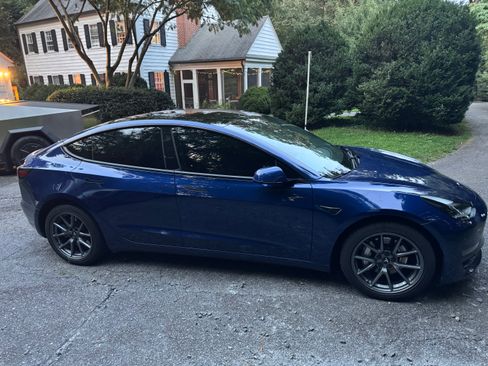 Used 2023 Tesla Model 3 Long Range image 8