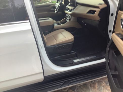 Used 2023 Chevrolet Tahoe Premier image 6