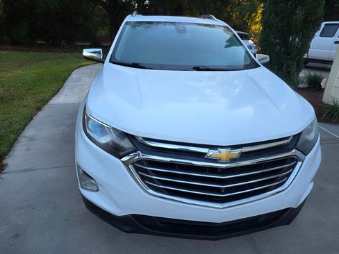 Used 2020 Chevrolet Equinox Premier image 12