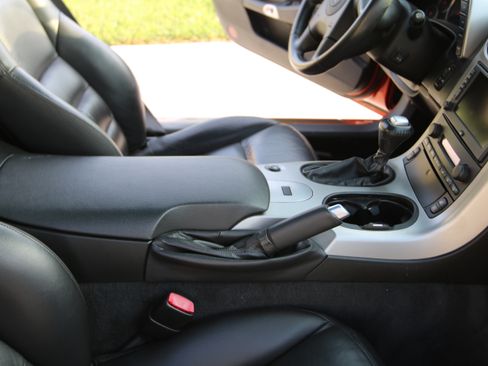 Used 2005 Chevrolet Corvette Coupe w/ Preferred Equipment Group image 22