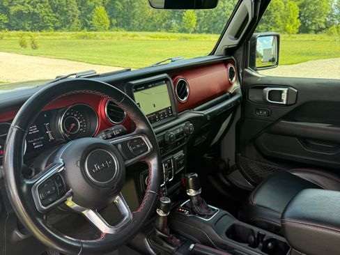 Used 2021 Jeep Wrangler Unlimited Rubicon AWD/4WD image 8