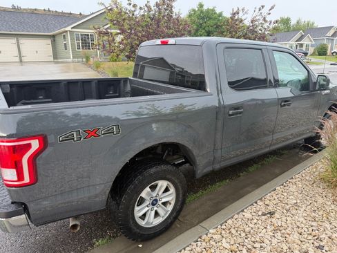 Used 2017 Ford F150 XLT AWD/4WD image 5