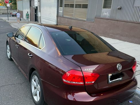 Used 2012 Volkswagen Passat 2.5 SE image 5