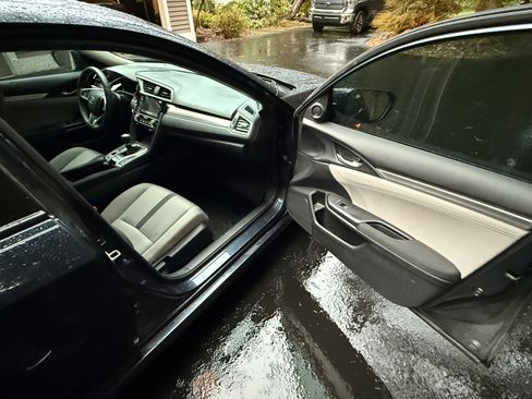 Used 2017 Honda Civic EX-T image 15