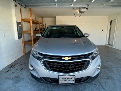 Used 2018 Chevrolet Equinox LT image 4