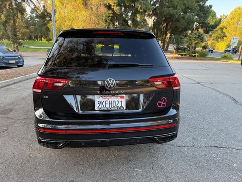 Used 2022 Volkswagen Tiguan SE R-Line image 5