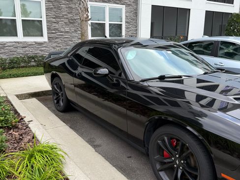 Used 2017 Dodge Challenger R/T Plus image 25