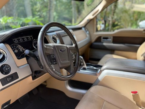 Used 2014 Ford F150 Lariat w/ Equipment Group 502A Luxury image 20