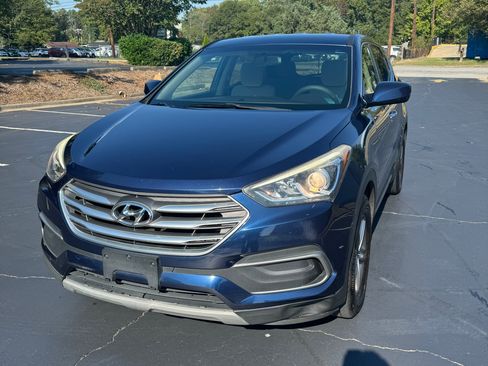 Used 2018 Hyundai Santa Fe Sport image 6