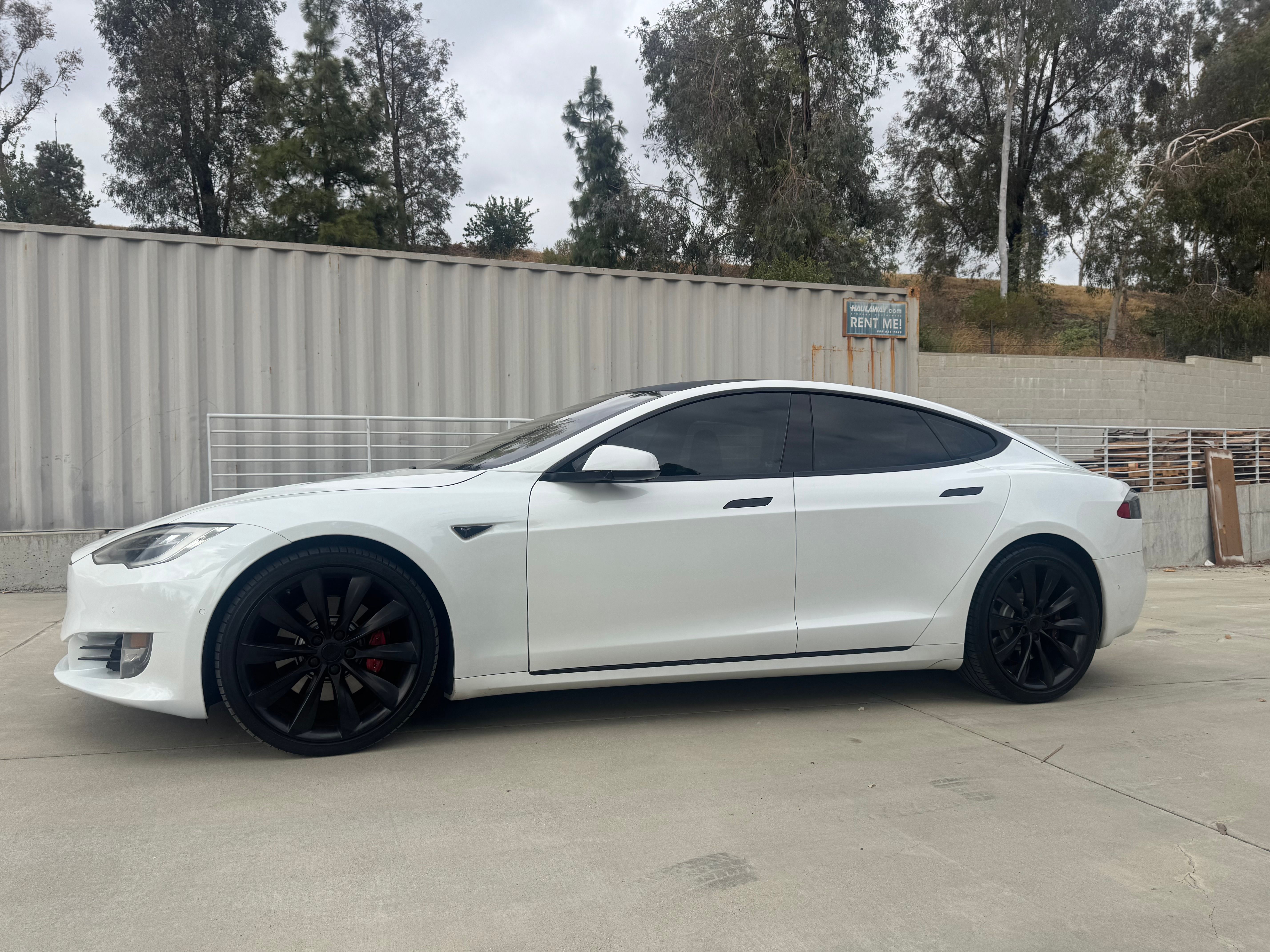 Used 2016 Tesla Model S 90D AWD/4WD image 2