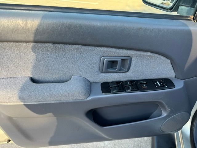 Used 2000 Toyota 4Runner 2WD image 11