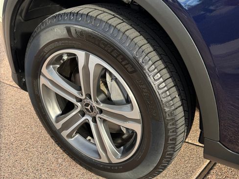 Used 2018 Mercedes-Benz GLC 300 image 10